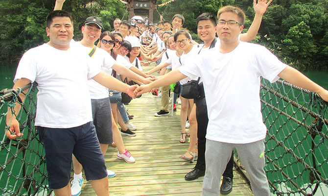 延安物聯(lián)網(wǎng)卡平臺之搜浪團(tuán)隊柘林湖出游